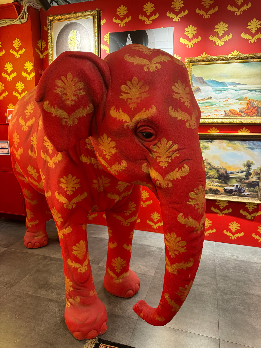 Фото с выставки "Найти Бэнкси: сохранить нельзя закрасить".