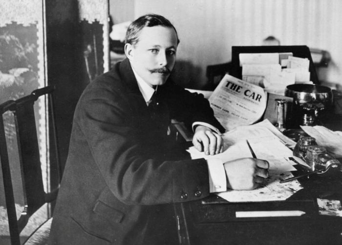 Джон Монтегю - страстный поклонник автомобилей и друг Роллса и Ройса