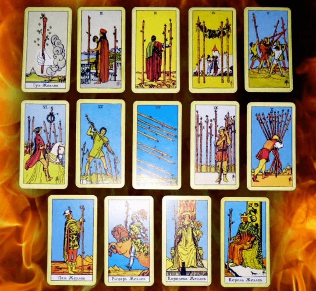 На каждой карте кто-то что-то делает. Движуха в процессе. . 