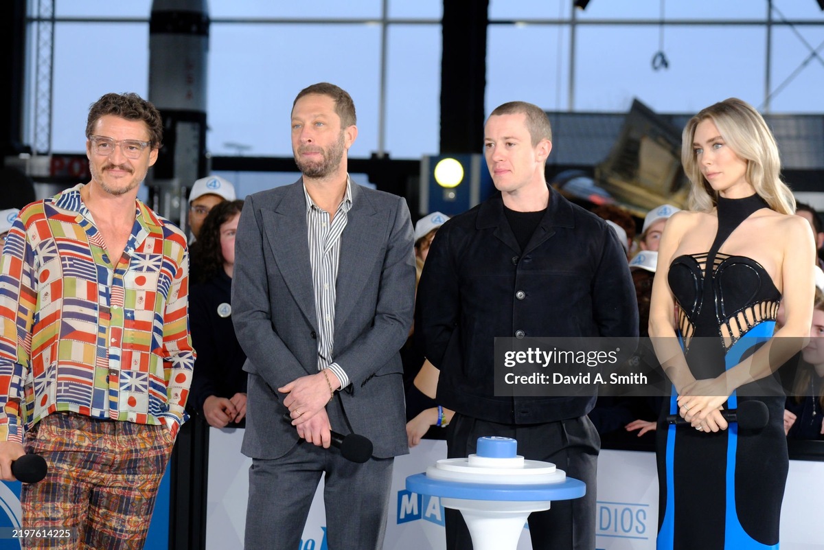 Фантастическая четвёрка: Педро Паскаль (Рид Ричардс), Эбон Мосс-Бакрак (Бен Гримм), Джозеф Куинн (Джонни Шторм) и Ванесса Кирби (Сью Шторм)