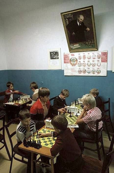 Детский шахматный клуб. Ялта, 1988 год