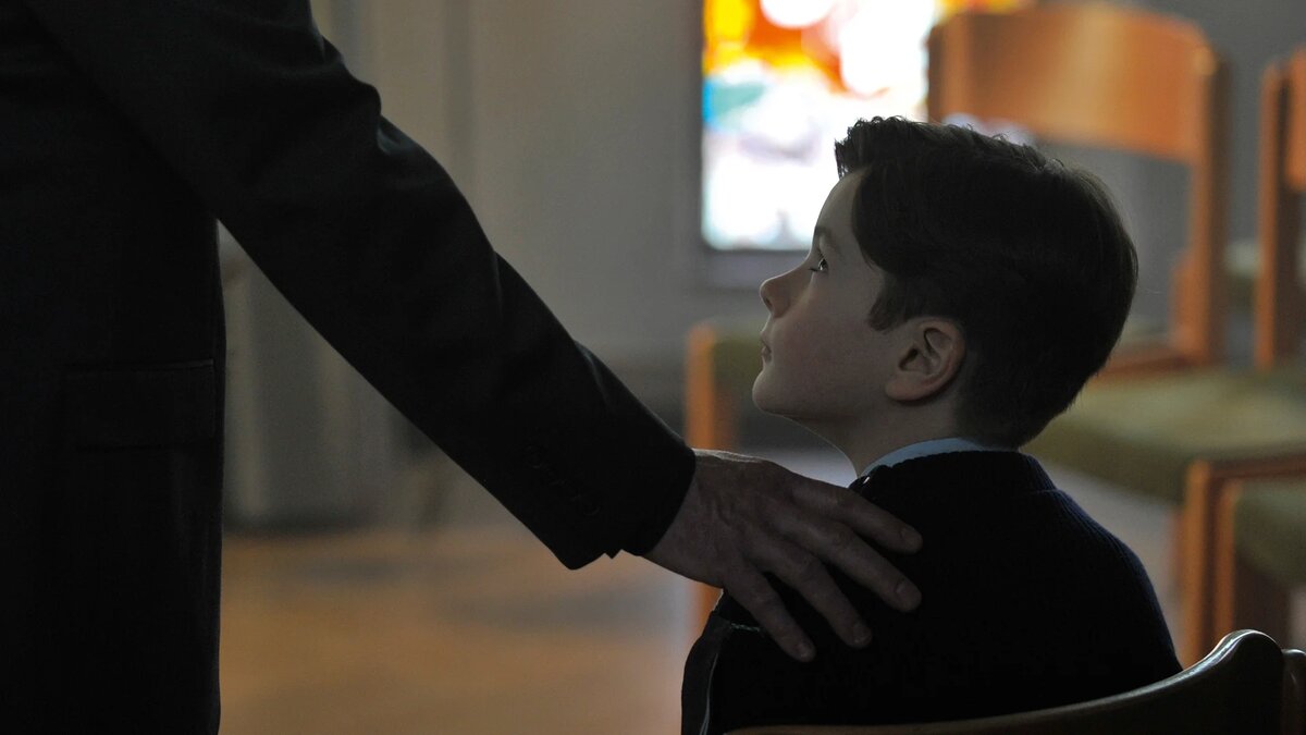 По воле Божьей (2018). Кадр из фильма.