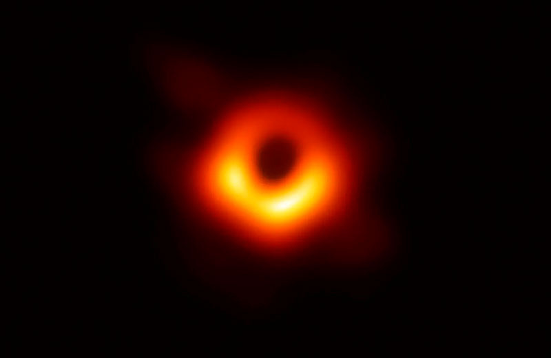 Messier 87 (M 87)