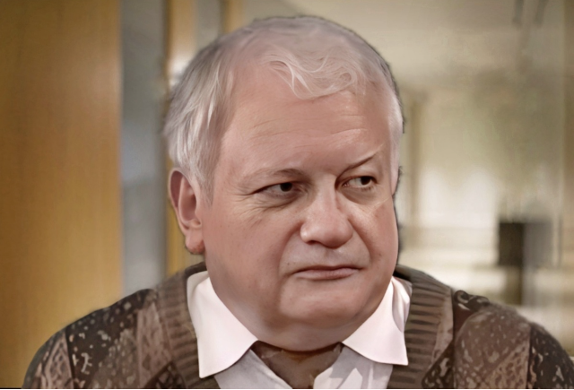 Владимир Григорьевич Ефремов