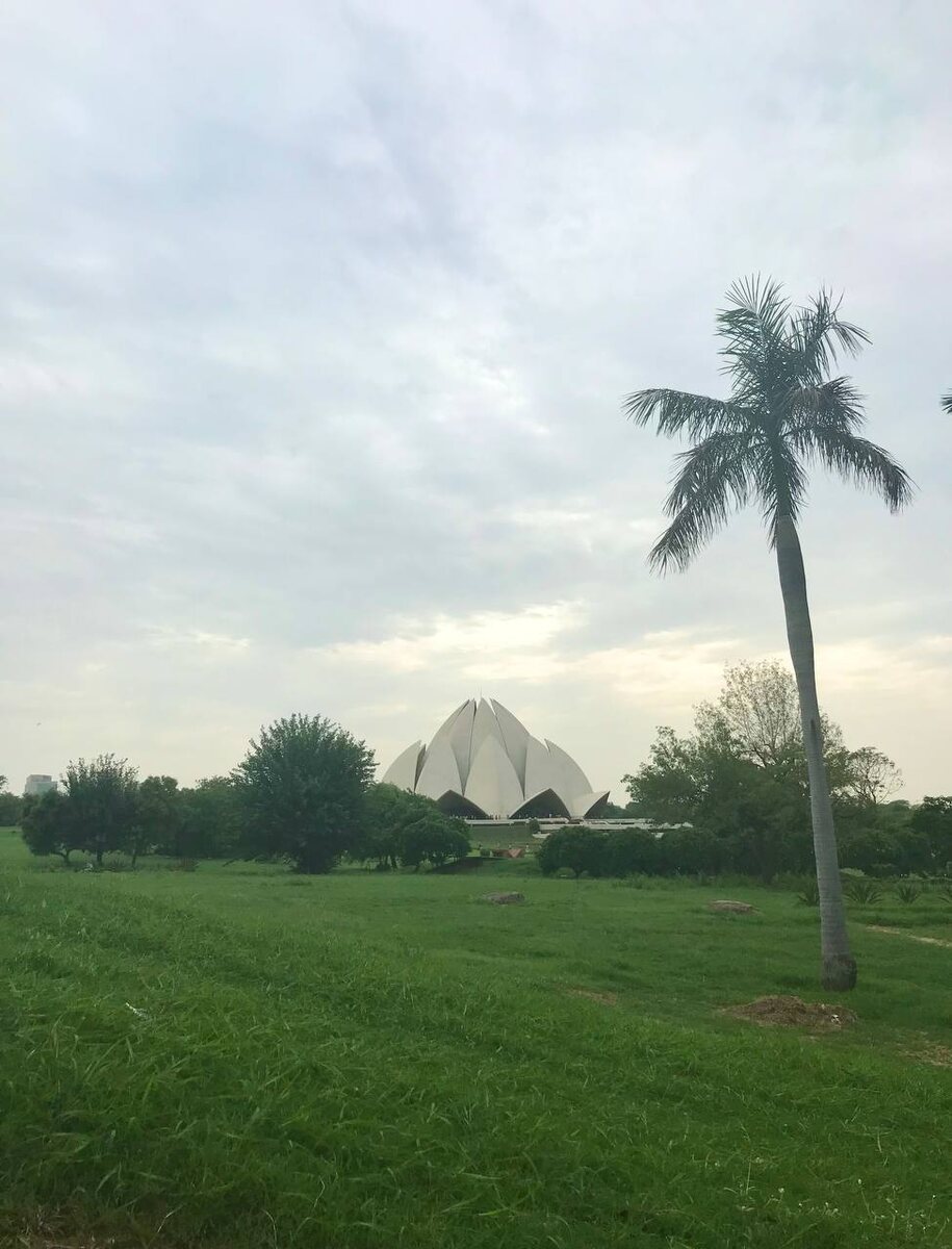 Храм Лотоса.