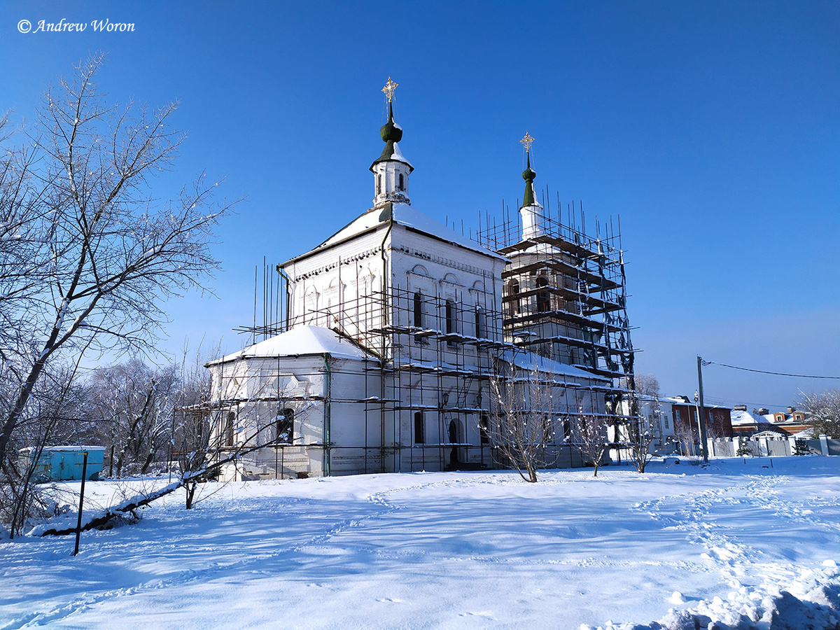 Церковь Петра и Павла в центре станицы