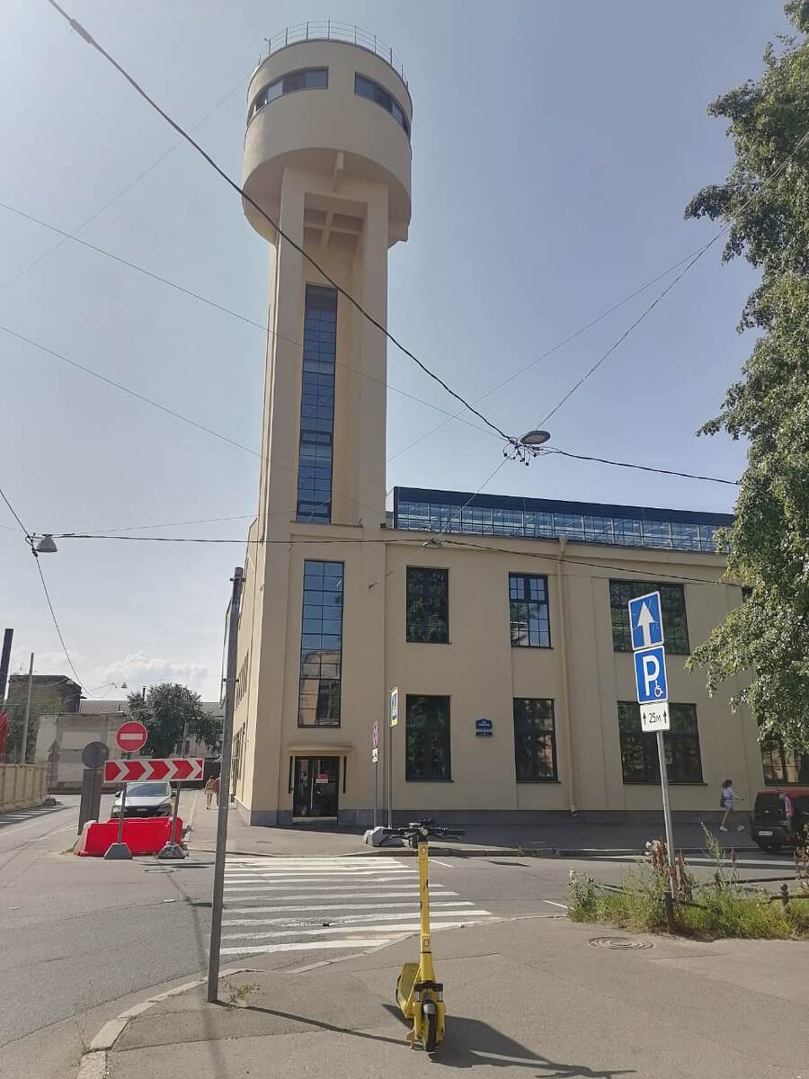 Водонапорная башня завода «Красный гвоздильщик» в Санкт-Петербурге