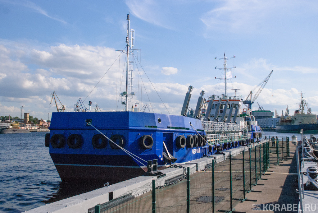 Как устроена новейшая самоходная грунтоотвозная шаланда  📷
