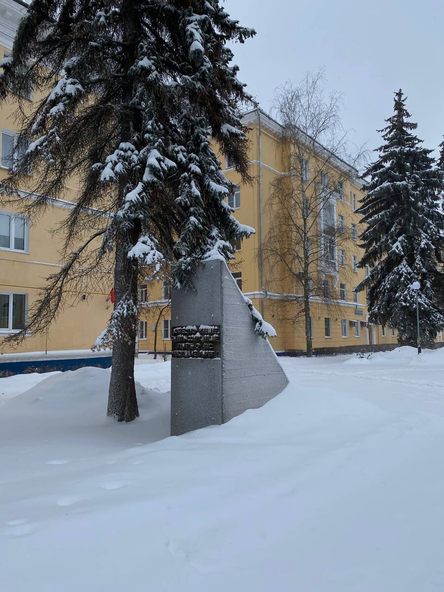 Фото прошлогоднее,  поэтому так много снега