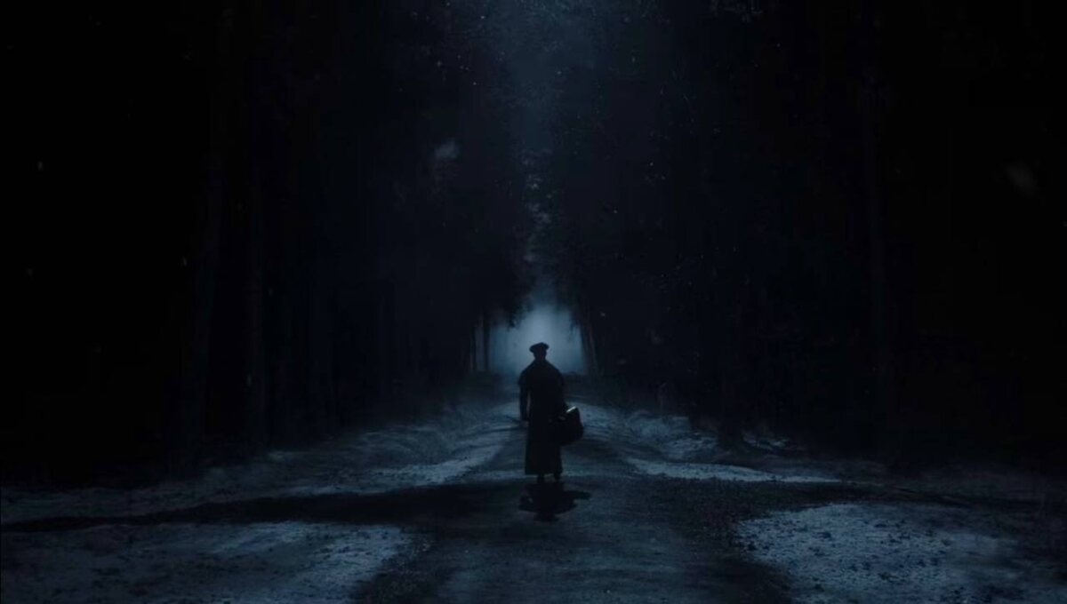 Кадры из фильма "Носферату" 2024