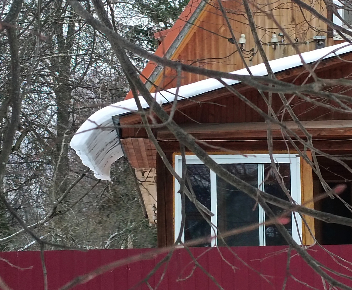 знаю, что тут живут маленькие детки... Мне страшно делается!!! А вам?