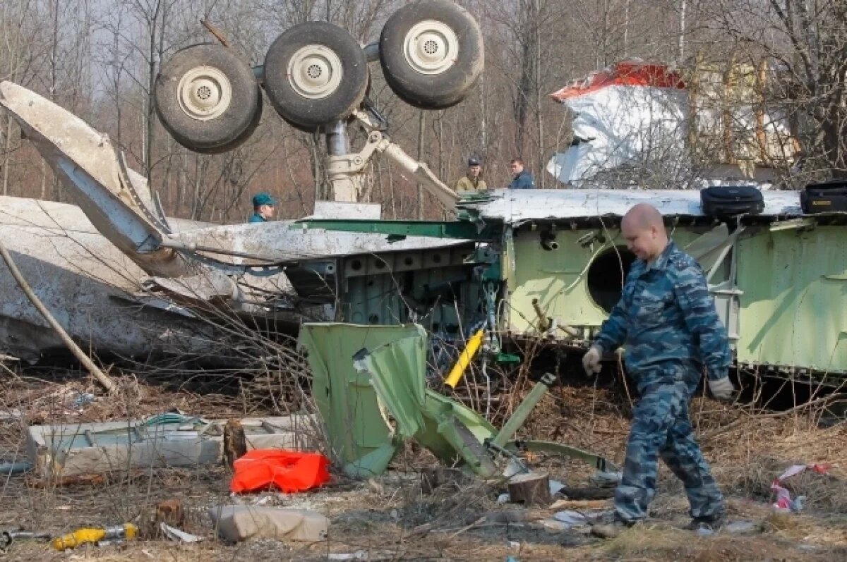    Посол Андреев: обломки польского Ту-154 будут в РФ до конца расследования