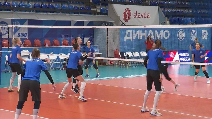 Женская волейбольная команда "Динамо", Владивосток