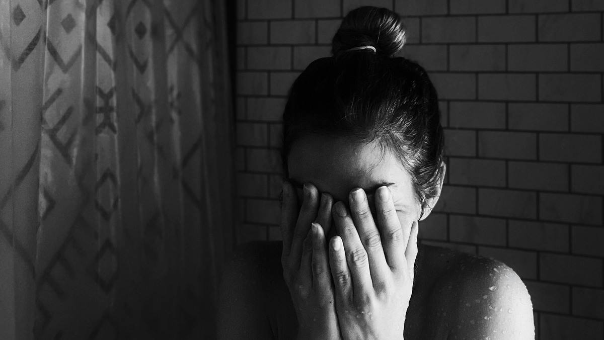    Избавиться от чувства вины реально, считают психологи. Но работа над собой должна быть комплексной и регулярной. Фото: unsplash