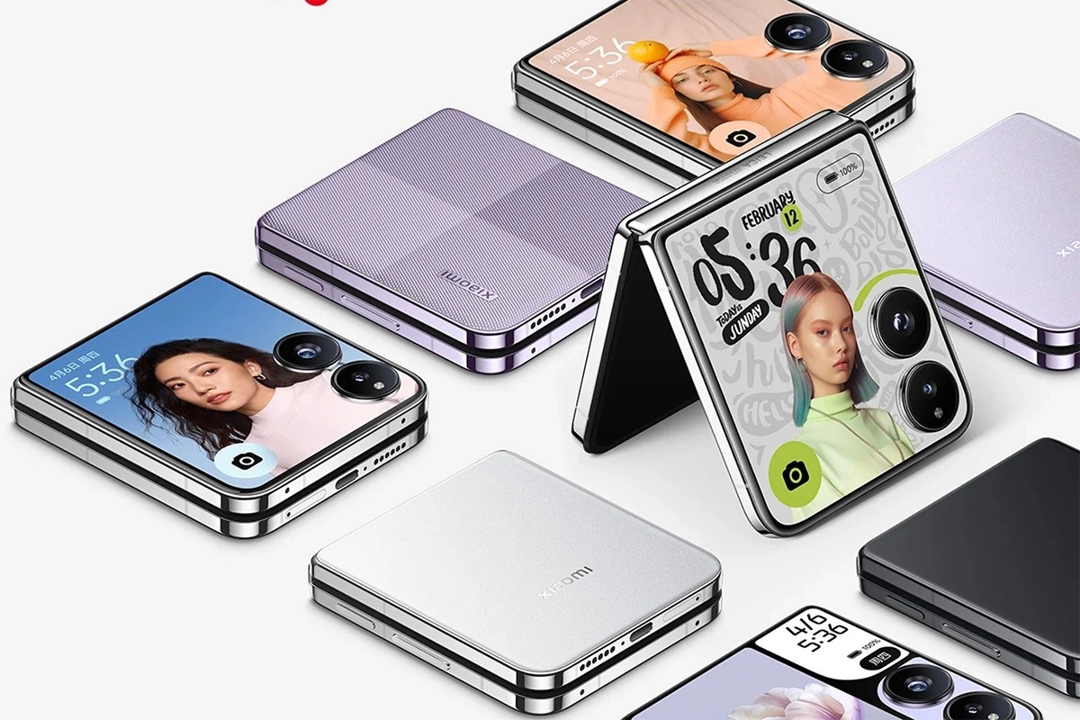 На фотографии изображён Xiaomi Mix Flip 1