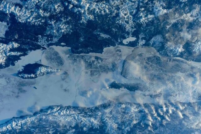    Какова толщина льда на Байкале сегодня, 6 февраля