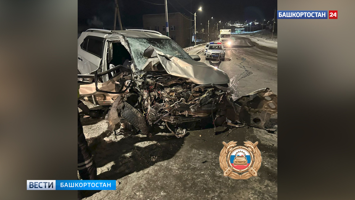    В башкирском Белорецке столкнулись встречные Ford Mustang и Hyundai Creta: пострадали три человека