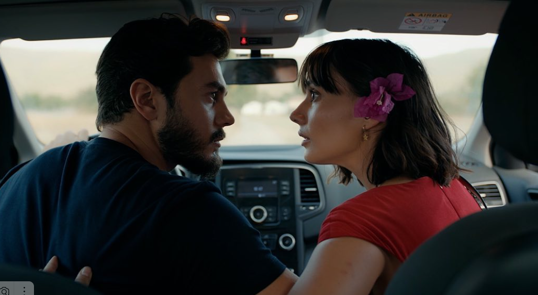 Чужая: кадр из фильма