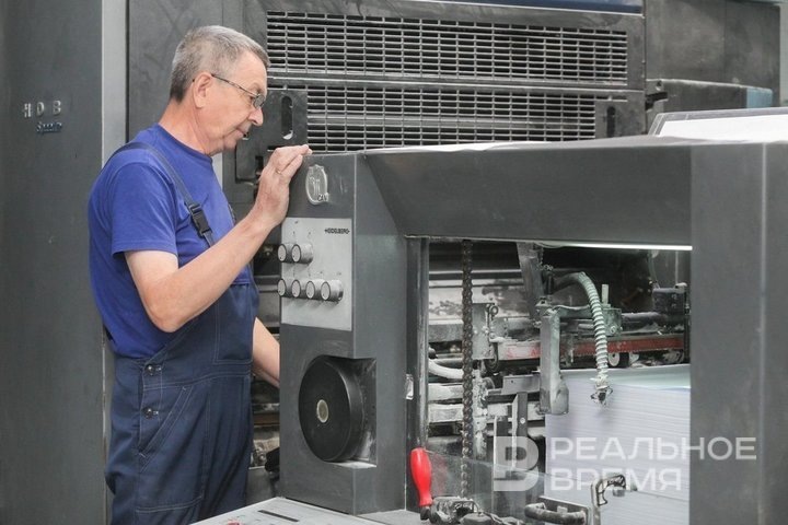 Владелец с полиграфическим бэкграудом не станет возобновлять торговлю мебелью. Ринат Назметдинов / realnoevremya.ru