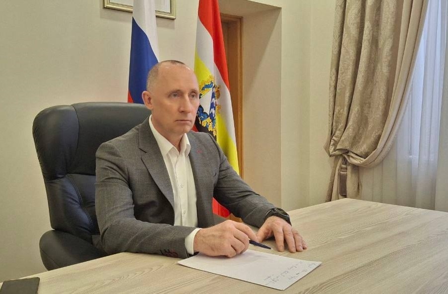    Чиновник из Сургута Владимир Базаров стал вице-губернатором Курской области