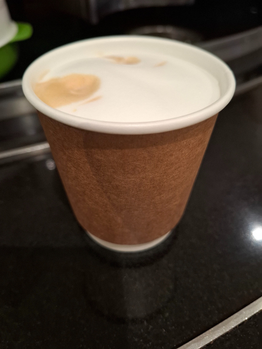 Мой вечный спутник :)