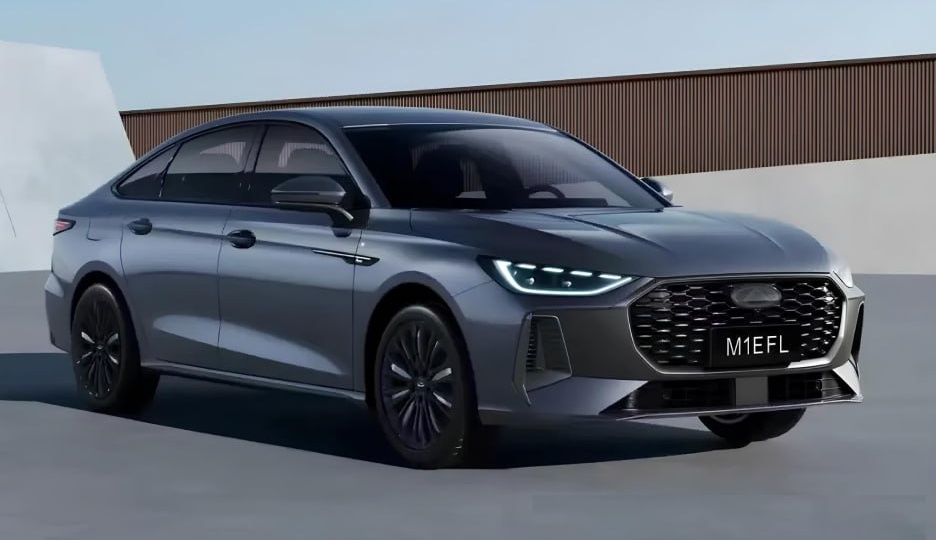 Обзор автомобильных новостей: глобальные перемены и локальные обновления в 2025 году