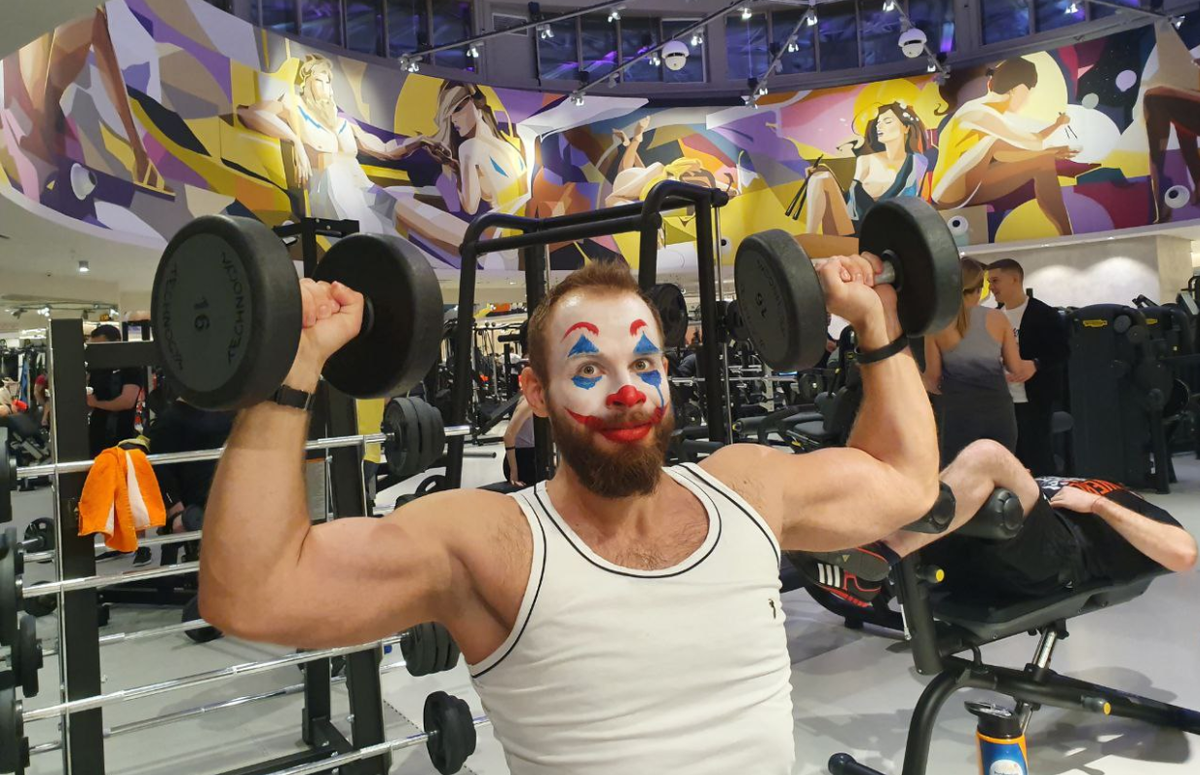 Как видят маркетологи тех, кто следует всем трендам здорового образа жизни. Меня, например