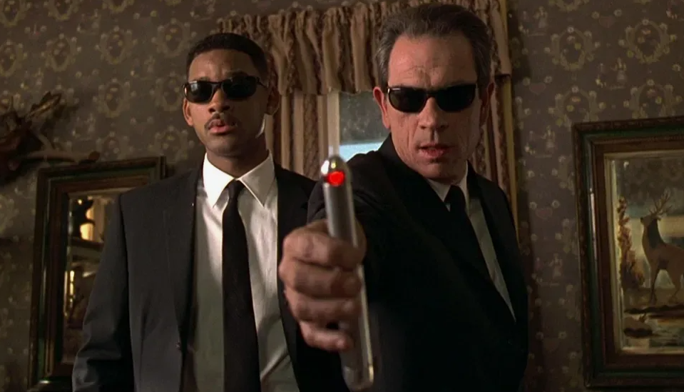 Ну и да, возможно мы не помним случаев встречи с пришельцами из-за них