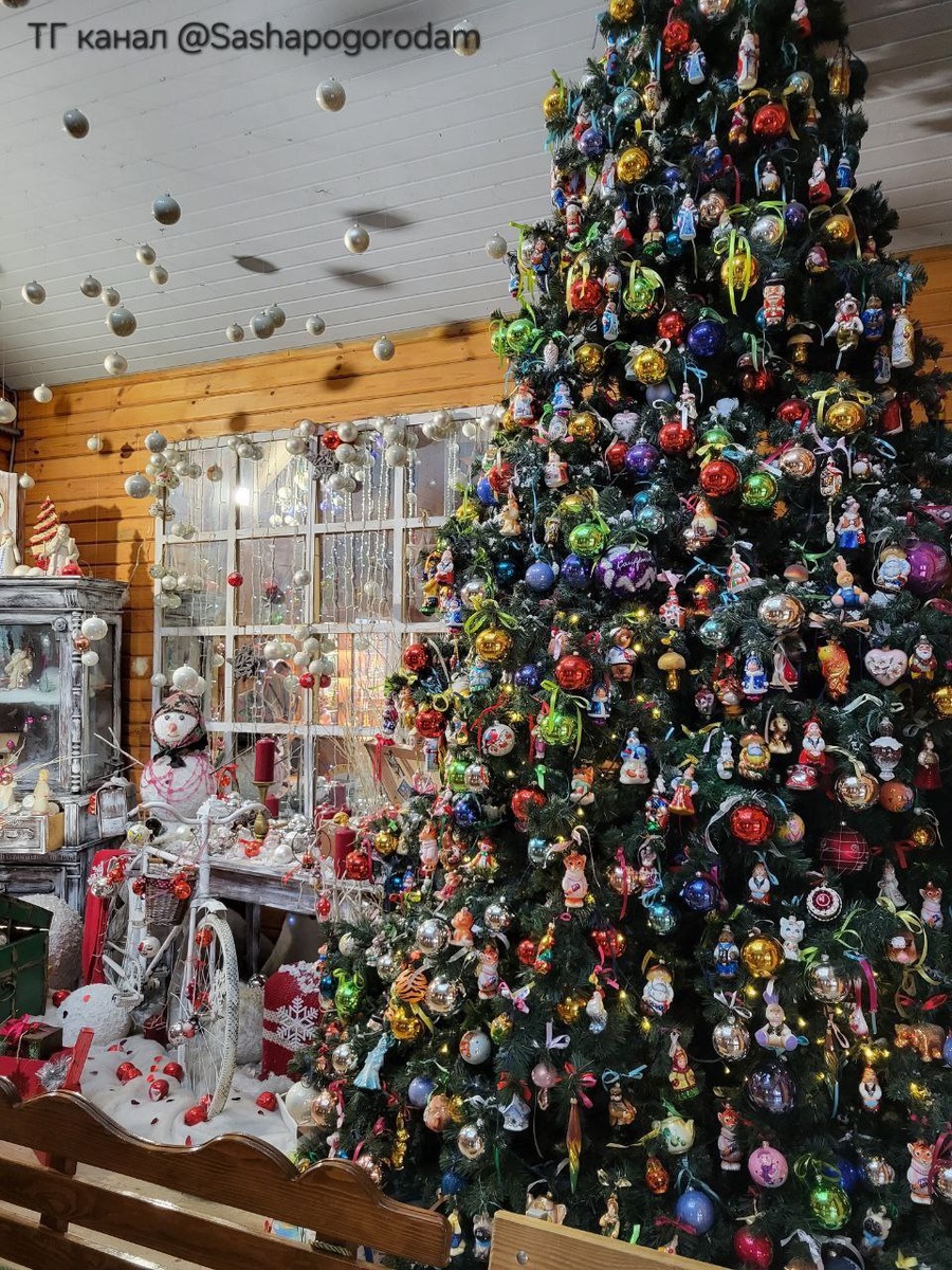 Фотозона в Доме елочной игрушки