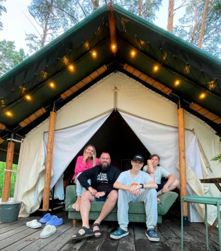 Всей семьей шлем вам привет из глэмпинга