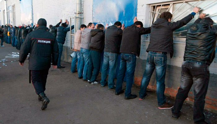 Володин рассказал, что ждет нелегальных мигрантов в России. Фото: sputniknews.ru