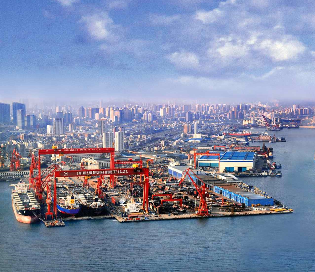 Фото с сайта Dalian Shipbuilding Industry