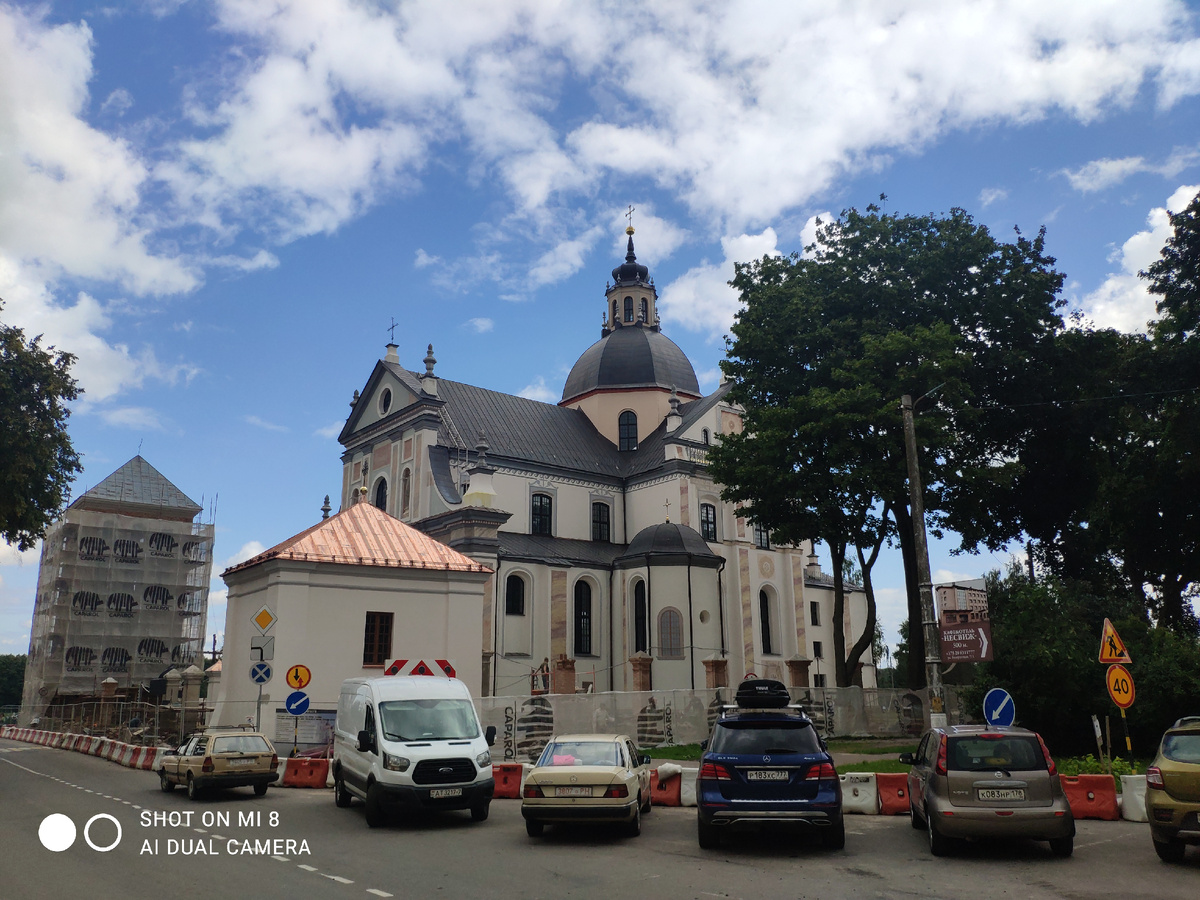 Фарный костел,17 века