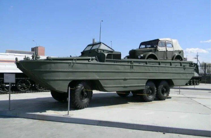 ЗИЛ-485 и ГАЗ-46 (фото из открытых источников) 