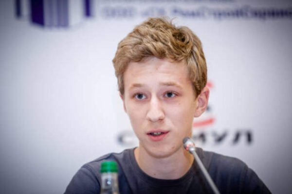    Семен Трескунов*, фото:tvcenter.mirtesen.ru