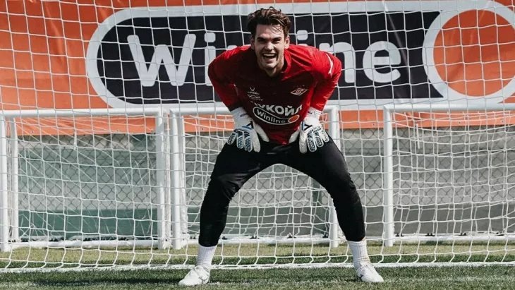    Много громких слов – по делу новая скамейка. Что не так с трансфером Помазуна? Фото #2