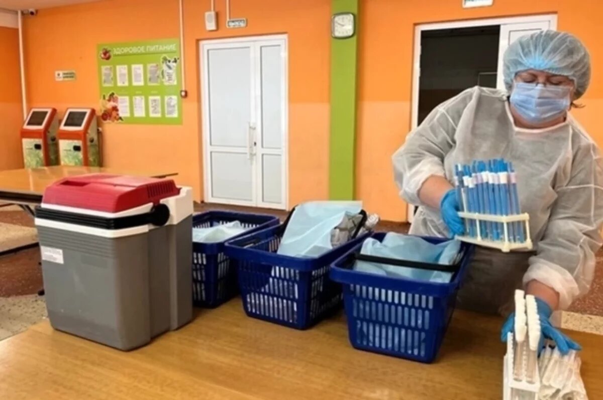    Выехали следователи.