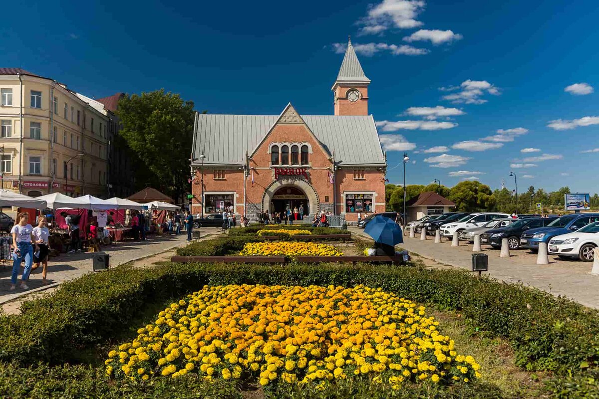  Рынок у Часовой башни