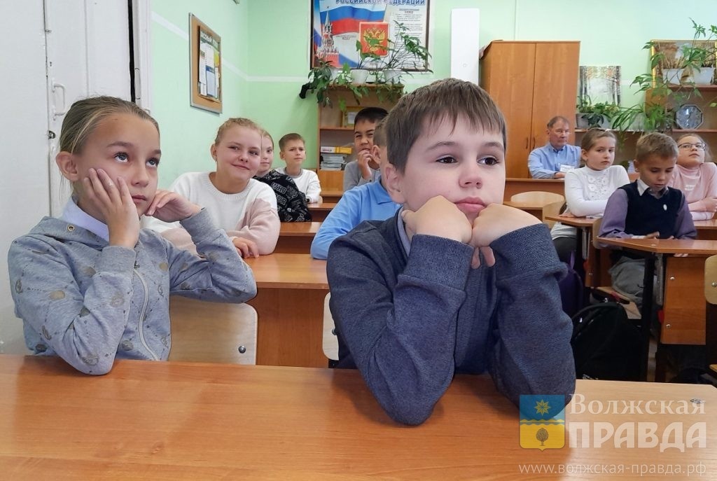     Матерные корни – под землю! Волжские мастера науки и культуры высказались о проблеме ненормативной лексики
