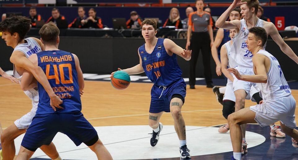    Мария Семенова