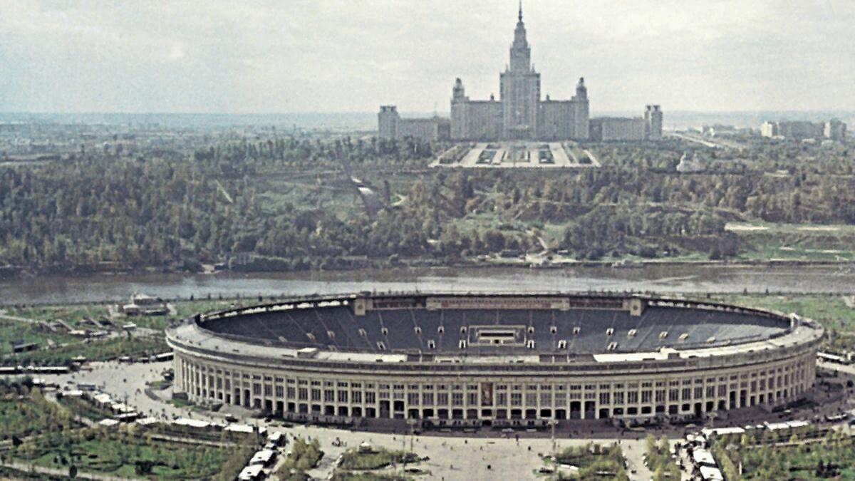  Стадион Лужники был открыт 31 июля 1956 года