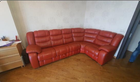 Диван Mobel&Zeit с обивкой из анилиновой кожи. Одна из наших работ