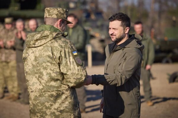 «Многокилометровые завалы трупов»: Раскрыта ложь Зеленского о потерях ВСУ