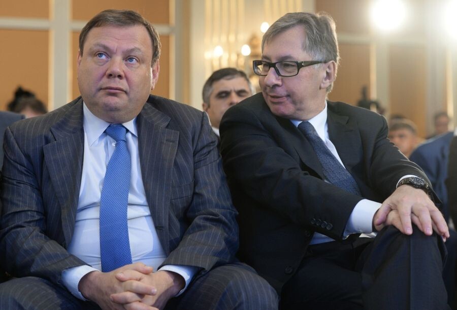    Михаил Фридман (слева) и Петр Авен / Источник: © Илья Питалев/РИА Новости