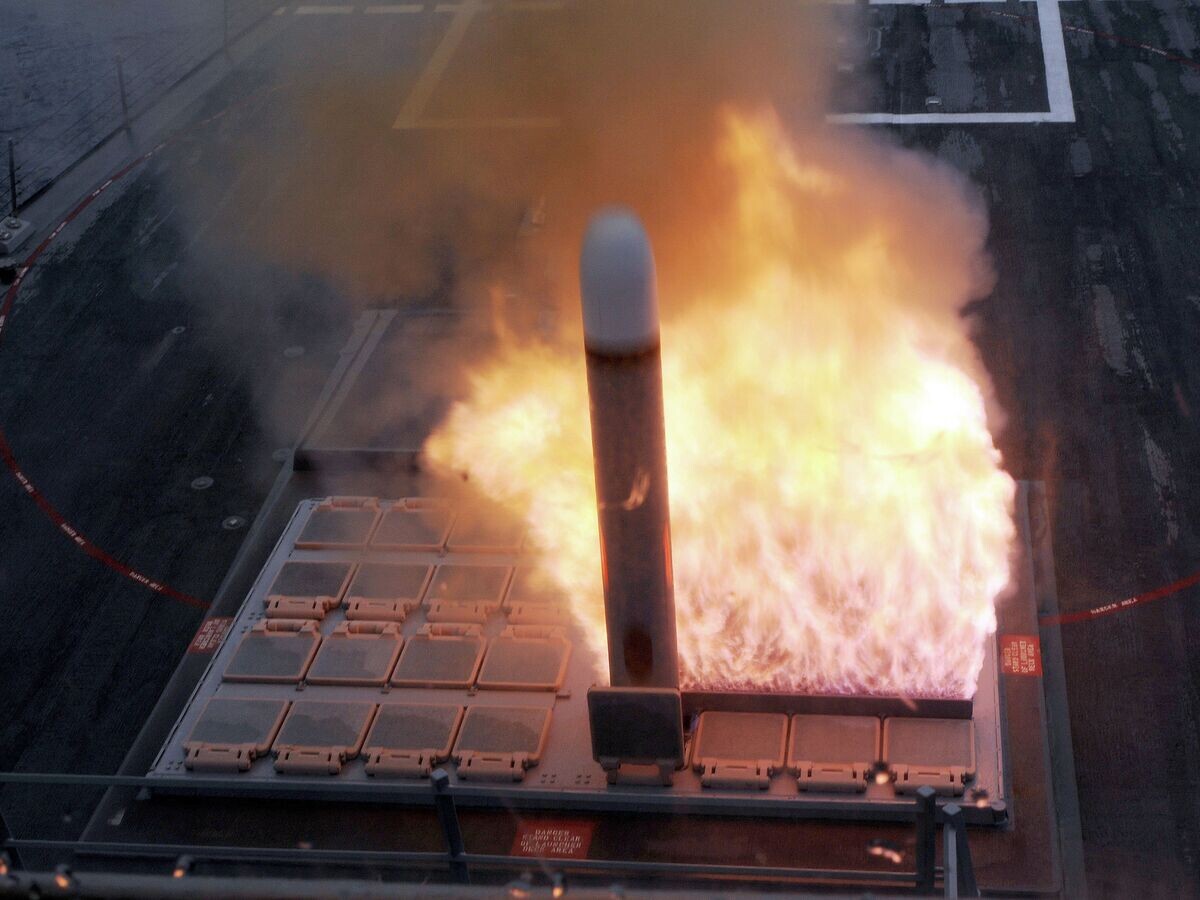    Запуск ракеты "Томагавк" из установки Mark 41© Фото : U.S. Navy
