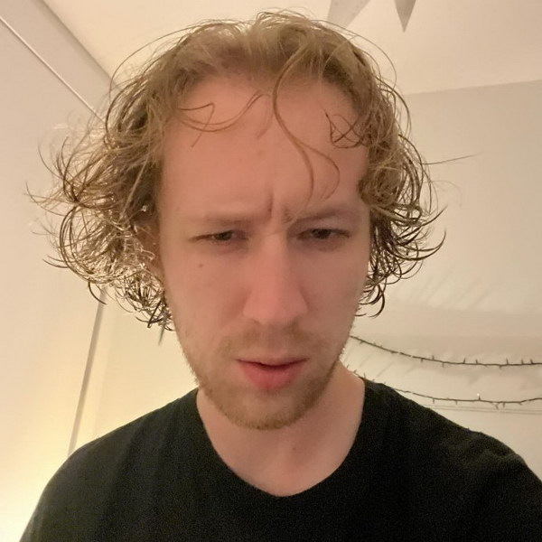     Семён Трескунов* развелся с женой