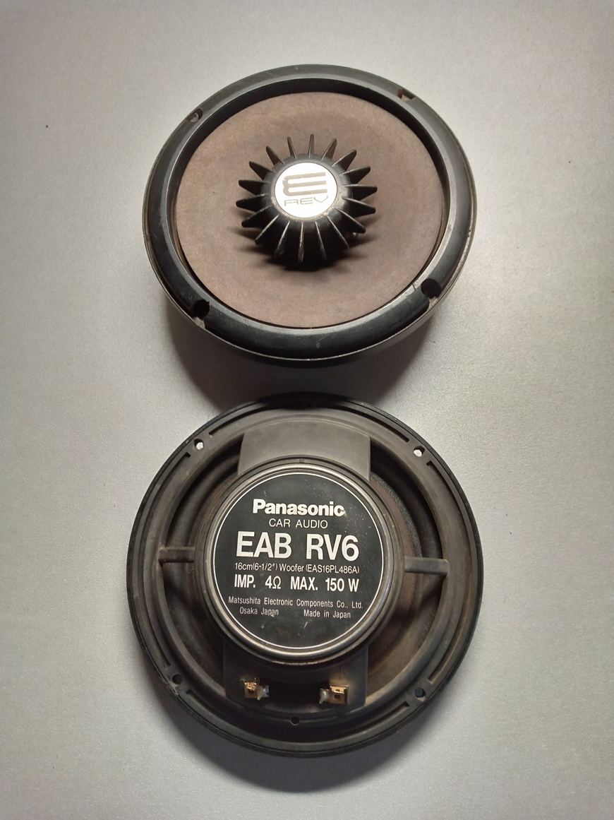 Вот такие. Характеристик в инете не нашел.