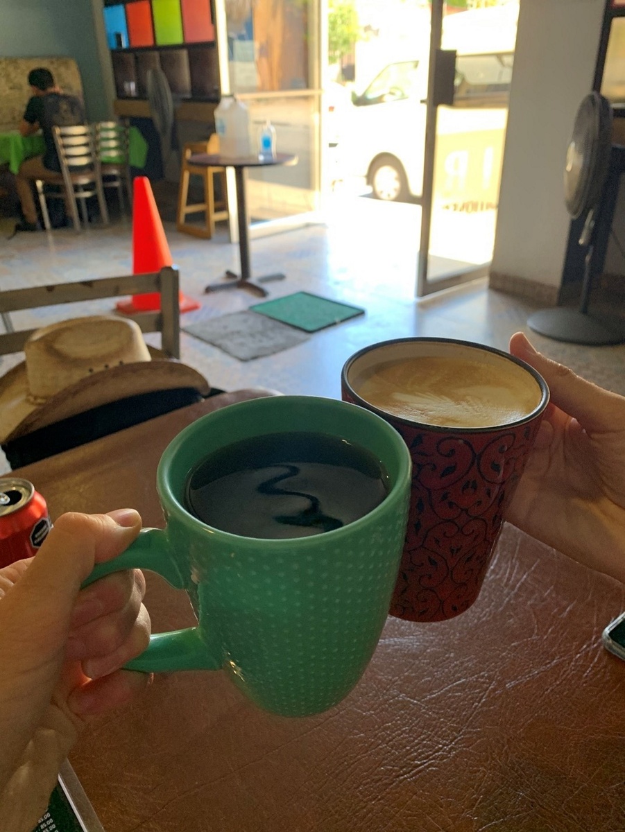 Завтрак в кафе