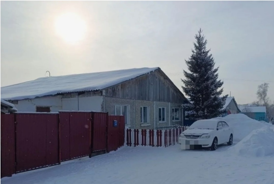 Дом, в котором проживает семья (фото из общего доступа в интернете)