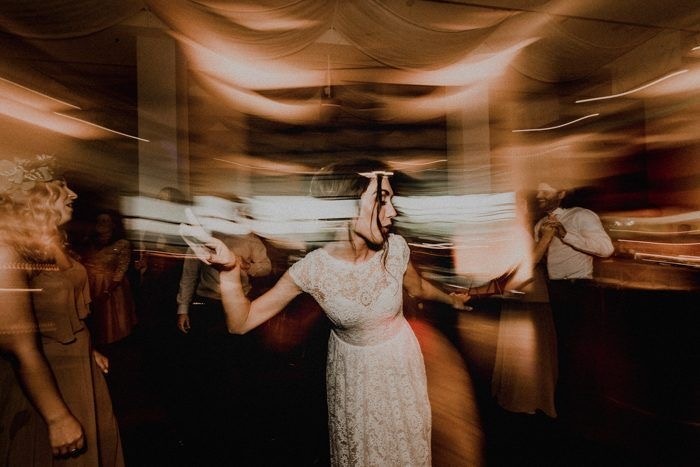 Звучит ваша любимая мелодия